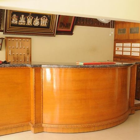 Hotel Agarala Residency تيروباتي المظهر الخارجي الصورة