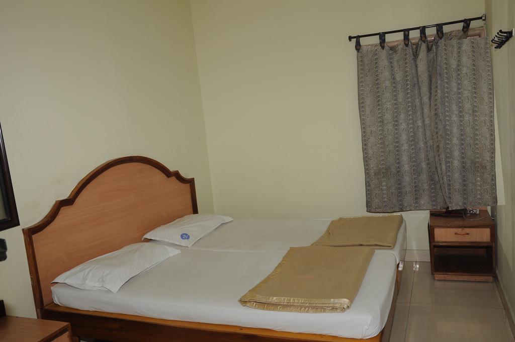 Hotel Agarala Residency تيروباتي المظهر الخارجي الصورة